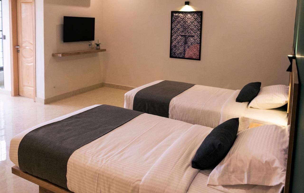 Lokal Rooms X Gulberg ลาฮอร์ ภายนอก รูปภาพ