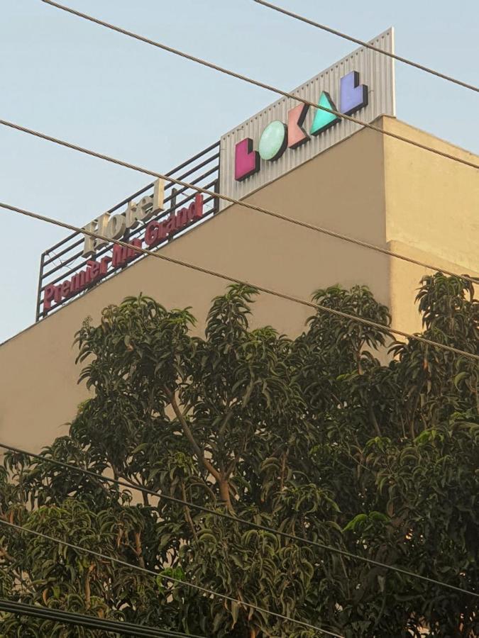 Lokal Rooms X Gulberg ลาฮอร์ ภายนอก รูปภาพ